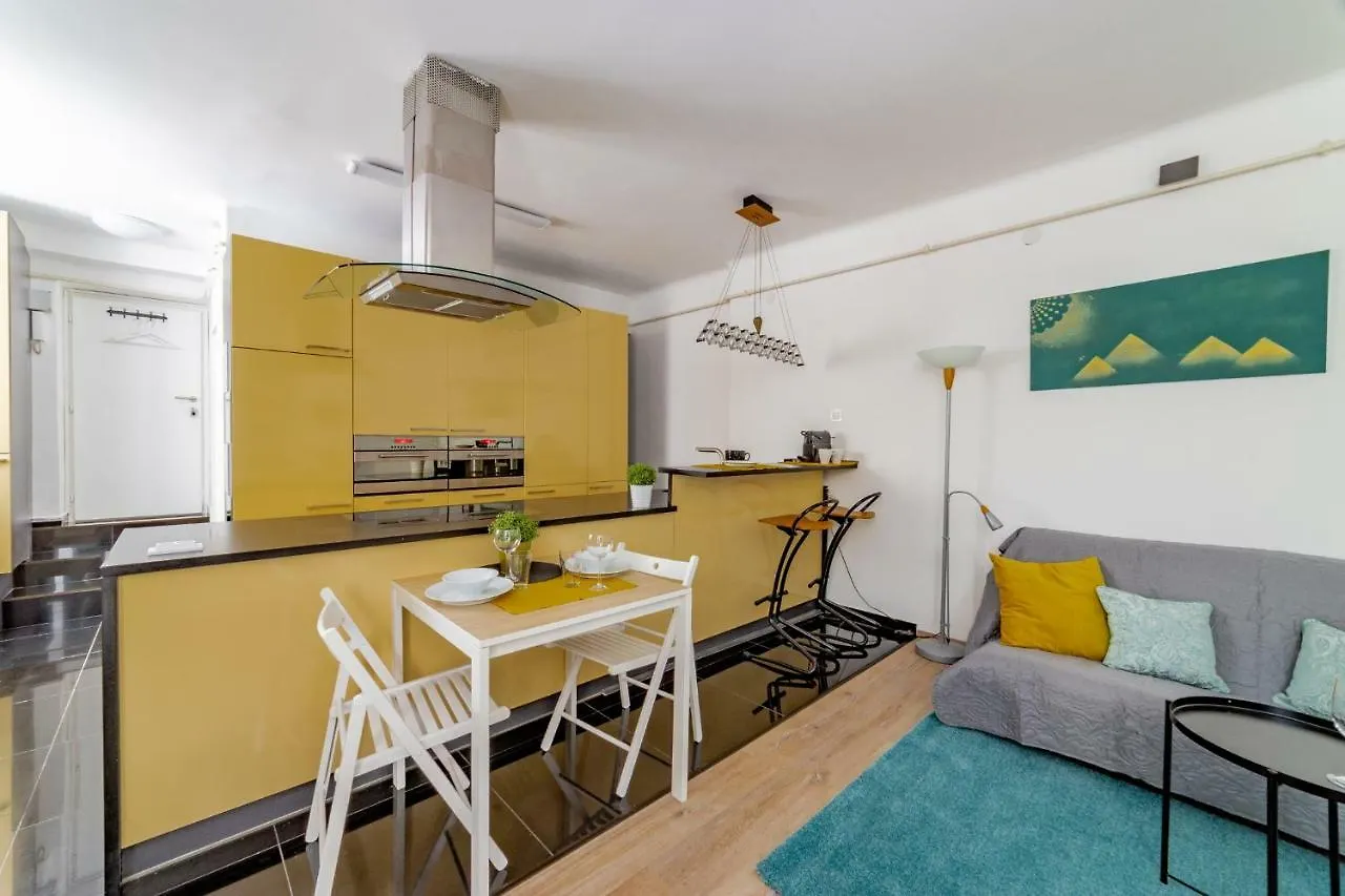 Chic Home Castle District Budapest Apartment